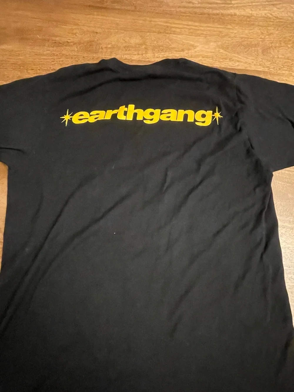 EarthGang’s Mirrorland tour shirt merch halloween pumpkin tshirt